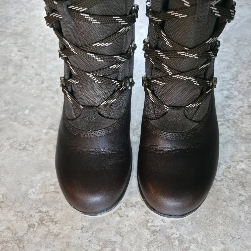 Timberland Women's Tall Sherpa Lined‎ Brown Boots Waterproof Insulated Size 8.5